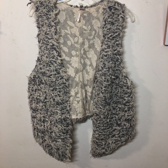 Free People | Fur Away Vest | M - Picture 4 of 8